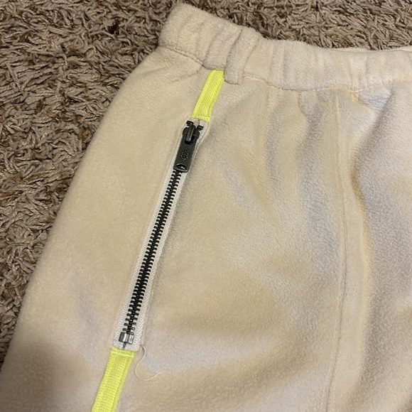 Free People! FP Movement Arena Fleece Joggers Pants In Beige/Neon Yellow NWOT! - Picture 11 of 14